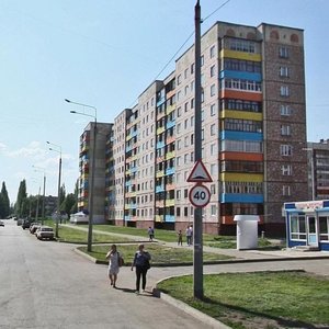 Bulvar Salavata Yulayeva, 69, : foto