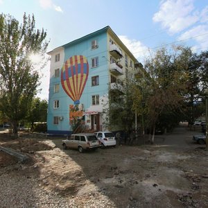 Savushkina Street, 9, Astrahan: photo