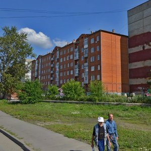 Бийск, Улица Михаила Кутузова, 11/1: фото