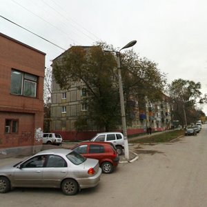 Ulitsa Ostrovskogo, 10, Novokuibishevsk: photo