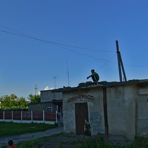 Бийск, Улица Александра Матросова, 16/1: фото