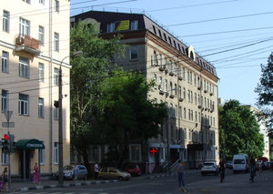 15th Parkovaya Street, 10, : foto