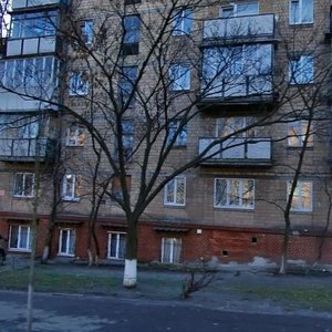 Oleha Olzhycha Street, 11, : foto