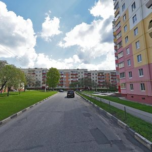 Krivosheina Street, 1, Stroitel: photo