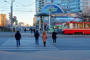 Lunacharskogo Avenue, 11к1, : foto