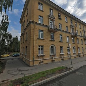 Krasnogo Flota Street, 9/46, Lomonosov: photo