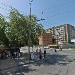 40 Let Oktyabrya Street, 75, : foto