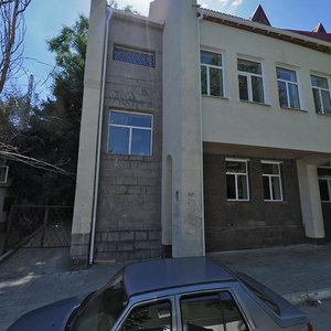 Ulitsa Vladimira Khromykh, 11, Alushta: photo