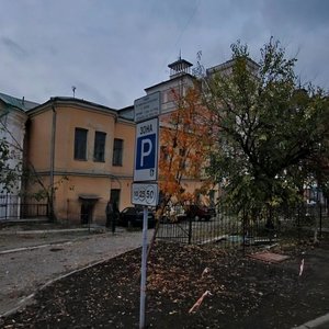 Khoryva Street, 8, : foto