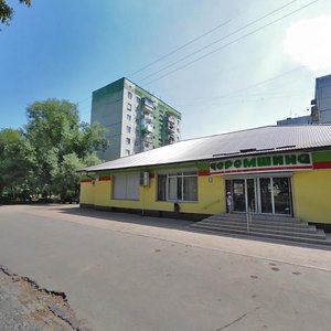 Vulytsia Pershotravneva Naberezhna, 6, Mukactevo: photo