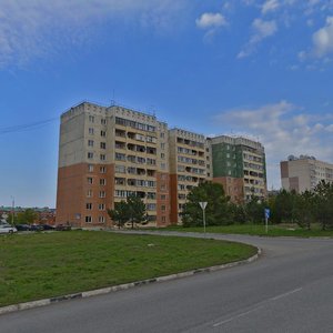 Сосновоборск, Улица Ленинского Комсомола, 32: фото