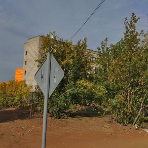 Gor'kogo Street, 7, Kirov: photo