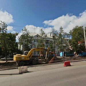 Челябинск, Улица Доватора, 33: фото