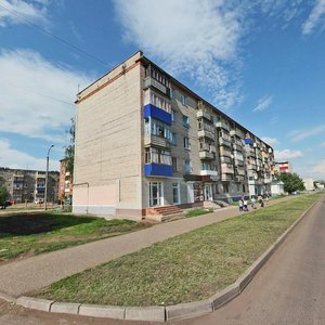 Bulvar Salavata Yulayeva, 9, : foto