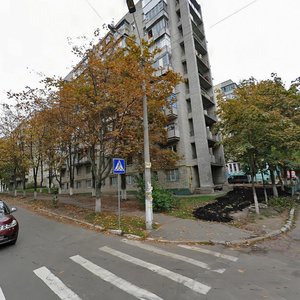 Oleksy Tykhoho Street, No:55/13, Kiev: Fotoğraflar