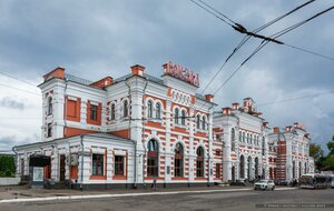 Калуга, Вокзальная площадь, 3: фото