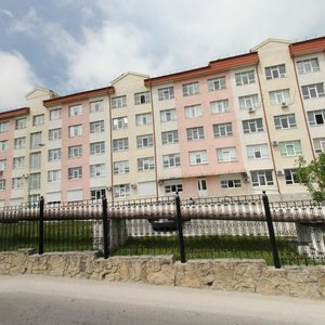 Ulitsa Revolyutsii 1905 goda, 30Г, Novorossiysk: photo