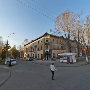 Иркутск, Украинская улица, 10: фото