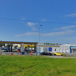 Bolshevikov Avenue, 36, : foto