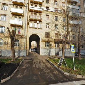 Ostryakova Street, 6, : foto
