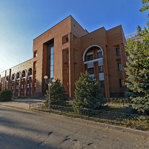 Stalingradskaya ulitsa, 13, : foto