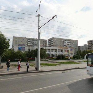 Тюмень, Улица Республики, 215А: фото