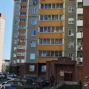 Uchiteley Street, 8к2, Yekaterinburg: photo