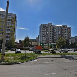 Тольятти, Улица 70 лет Октября, 19: фото