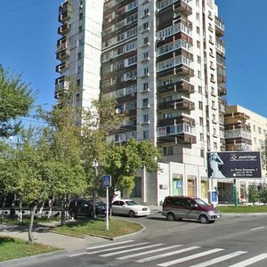 Petra Komarova street, 2, Khabarovsk: photo