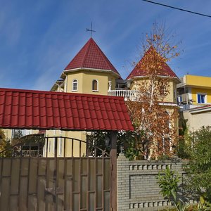 Starookhotnichya Street, 28, Krasnodar Krai: photo