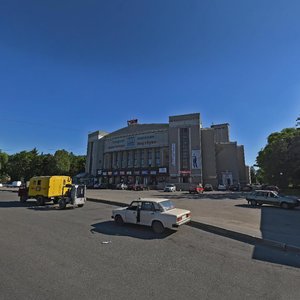 Heroes of Kharkov Avenue, 94, Kharkiv: photo