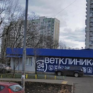 Isakovskogo Street, 2, : foto