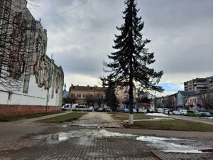 Надворная, Площадь Шевченко, 31: фото