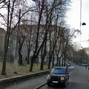 Mykhaila Kotsiubynskoho Street, 2, Kyiv: photo