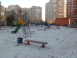 Омск, Улица Дианова, 18: фото