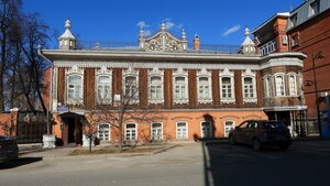 Volodarskogo Street, 7, Tyumen: photo