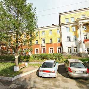 Ulitsa Metallurgov, 4 ، : صورة