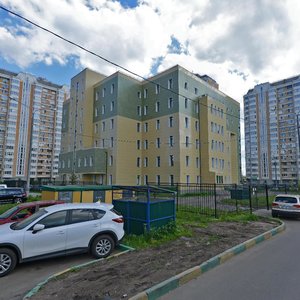 Raduzhnaya ulitsa, 7, Moskovsky: photo