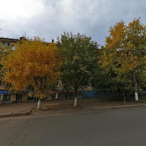 Lomonosova Street, 33, Kirov: photo