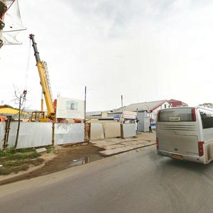 Khadi Taktasha Street, 131, Kazan: photo