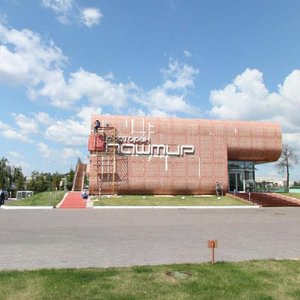 Khadi Taktasha Street, 30, Kazan: photo