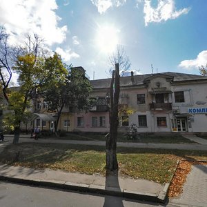 Николаев, Улица Чкалова, 215: фото