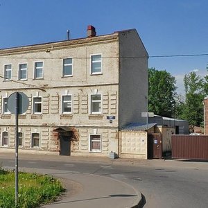 Srednyaya Street, 6, Saint Petersburg: photo