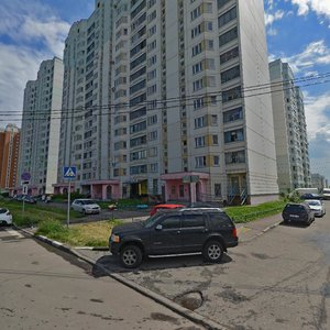 Marshala Savitskogo Street, 22, : foto