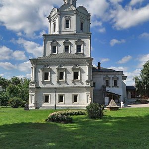 Andronyevskaya Square, 10с10, Moscow: photo