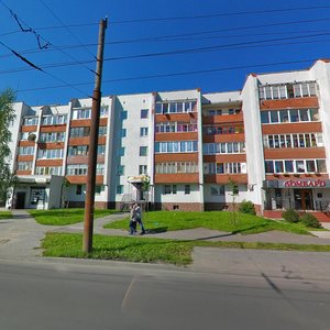 Калининград, Улица Ульяны Громовой, 10: фото