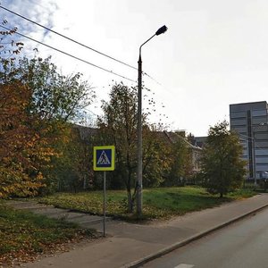 Kosmonavtov Street, 5, : foto