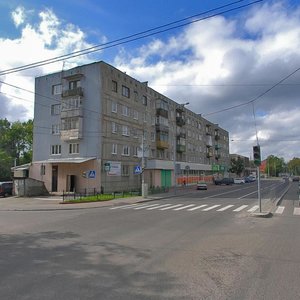 Yuriya Gagarina Street, 74, : foto
