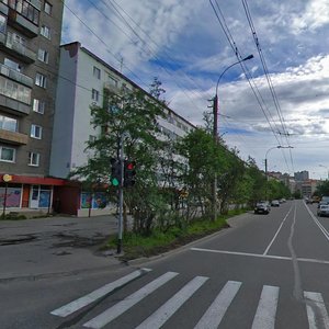 Polyarnye Zori Street, 13, Murmansk: photo