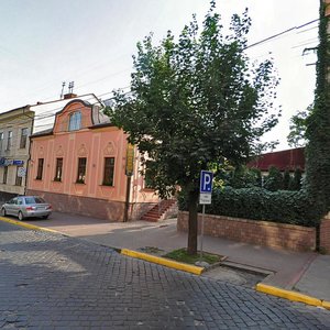 Holovna vulytsia, 66, Chernivtsi: photo